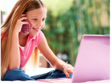 10 reguli pentru un internet mai sigur pentru copii