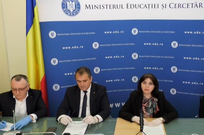 Monica Anisie: Bacalaureatul și Evaluarea Națională ar putea avea loc în luna iulie, fără materia semestrului al doilea
